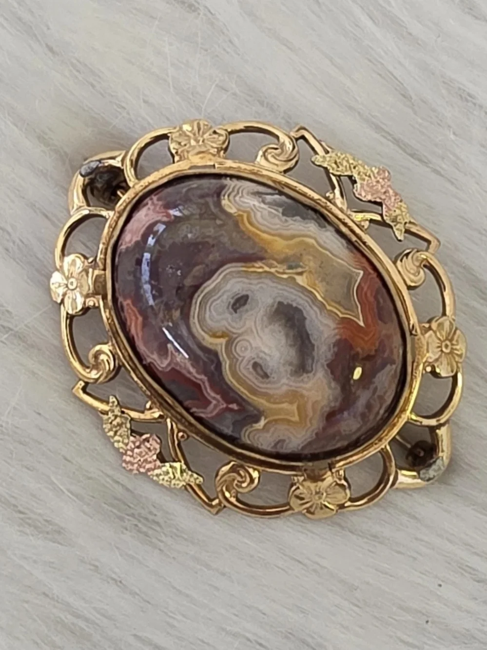 Vintage Signed White Co Gold Filled Crazy Lace Agate Oval Floral Brooch